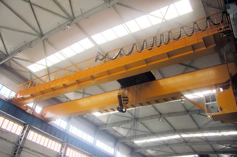 qd-overhead-crane-with-hook